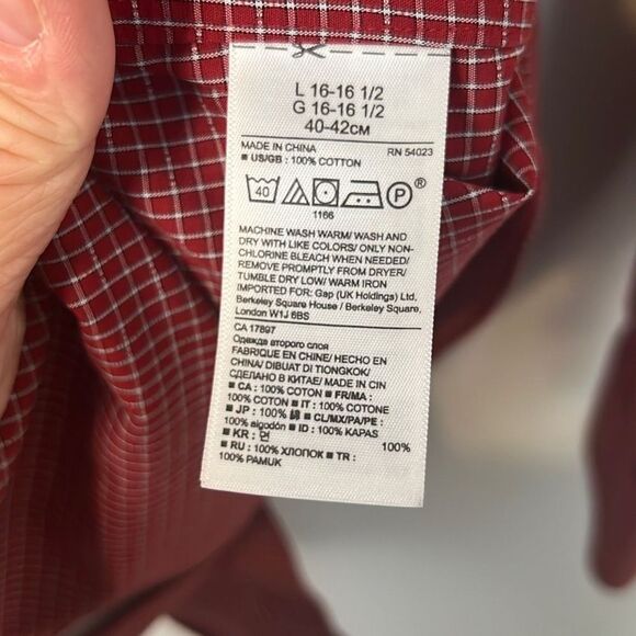 Banana Republic Non Iron Mens Long Sleeve Button Up Dress Shirt Size Large Red - Picture 3 of 9